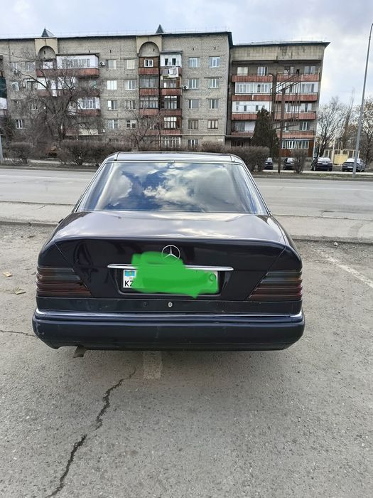 Продам автомобиль мерседес, без торга. Окончательно.