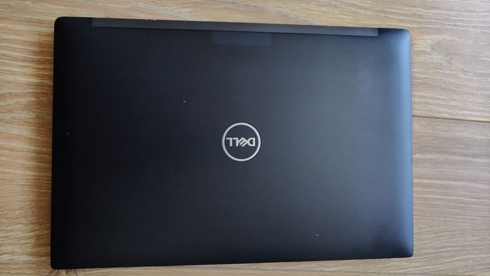 Dell latitude 7490 / i5 gen 8 / 8 GB RAM / ssd 256 /