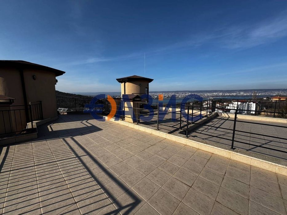 Продава се Двустаен апартамент в Варна, Център - 60 кв.м за 1917 €/кв.м - Снимка #4