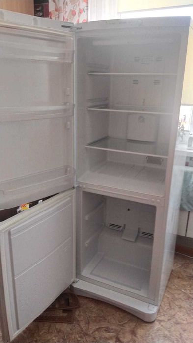 холодильник Indesit