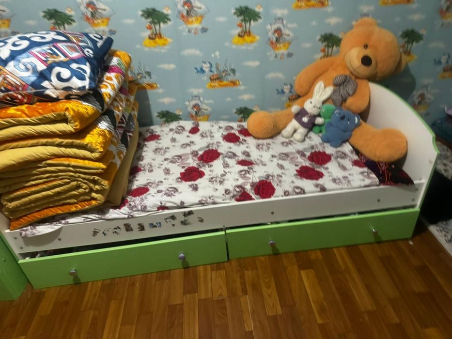 Детски кроват без матраса сатылады