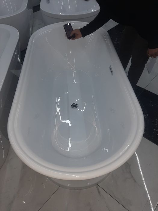 Продается ванна, состояние новое