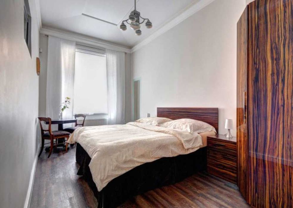 Дава се под наем Тристаен апартамент в Пловдив, Христо Смирненски - 84 кв.м за 255 € - Снимка #2