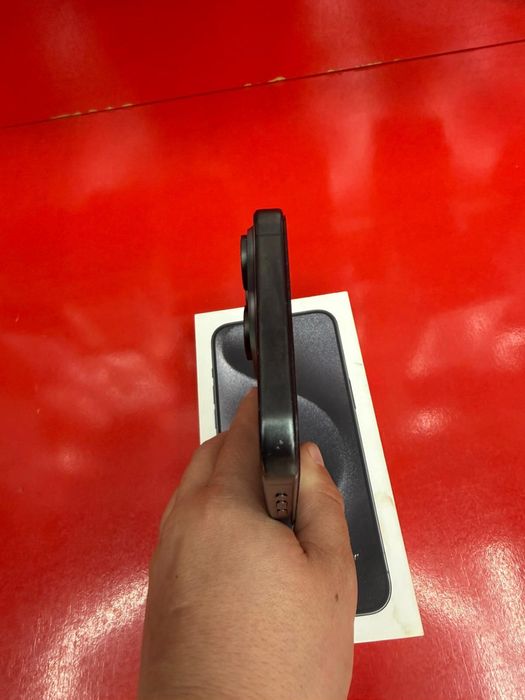 Iphone 15 pro max 512