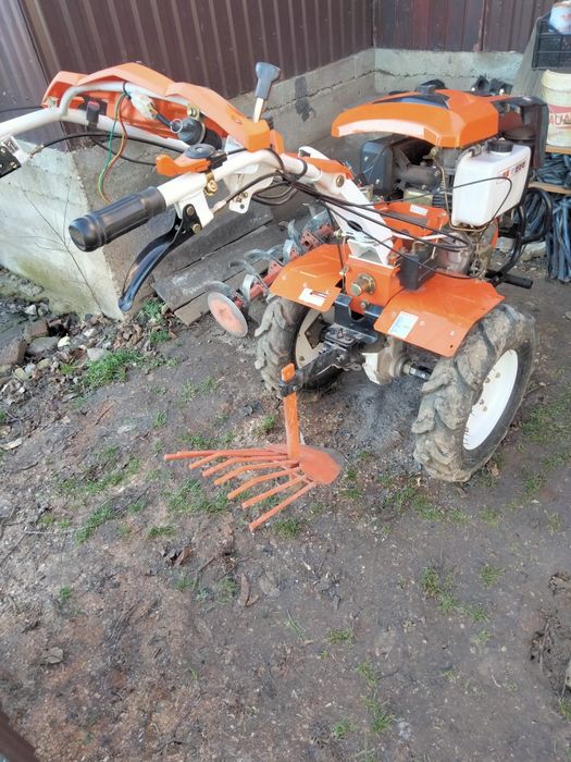 Vind Motocultor Ruris in rodaj