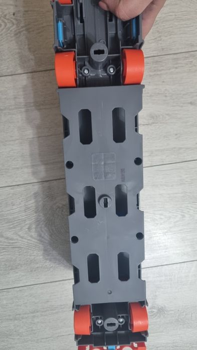 Camion si pista de masinute Hot Wheels