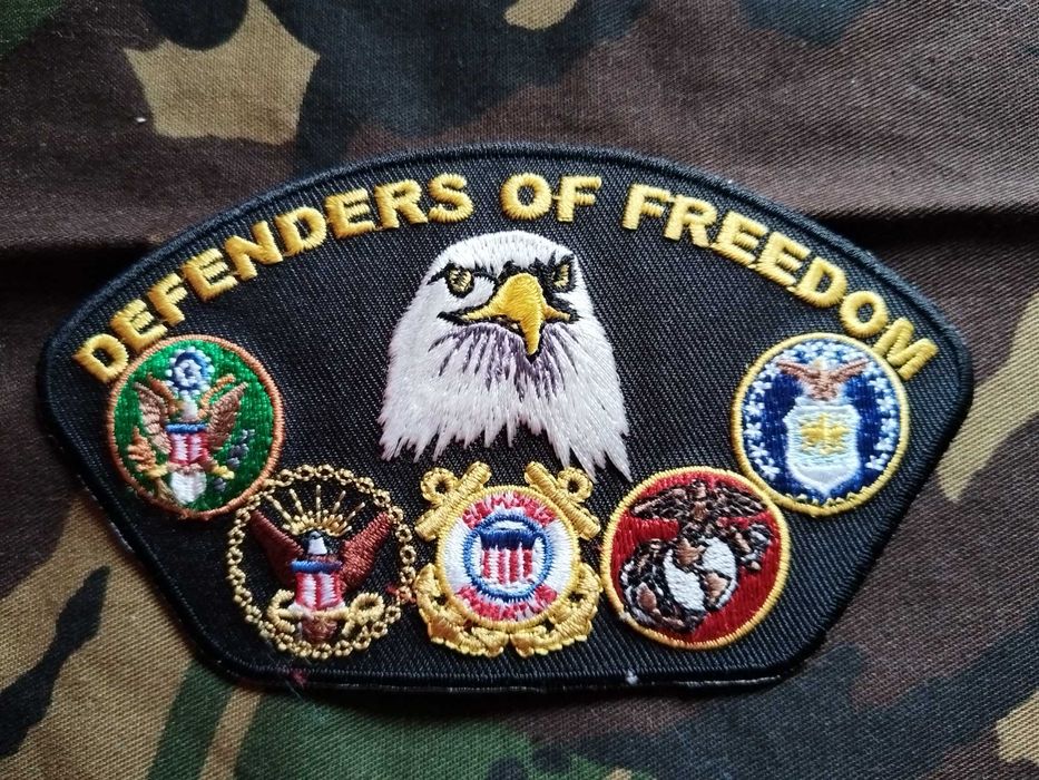 Военни емблеми - оригинални/реплики/възпоменателни и др.