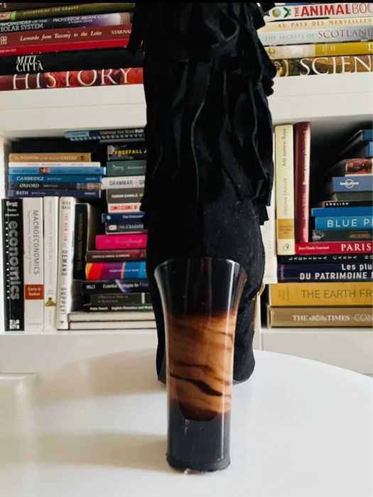 Cizme speciale Burberry piele intoarsa