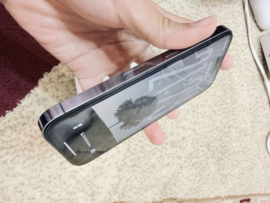 iPhone 14 pro purple