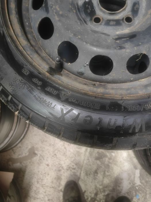 Джанти за VW със зимни гуми 16