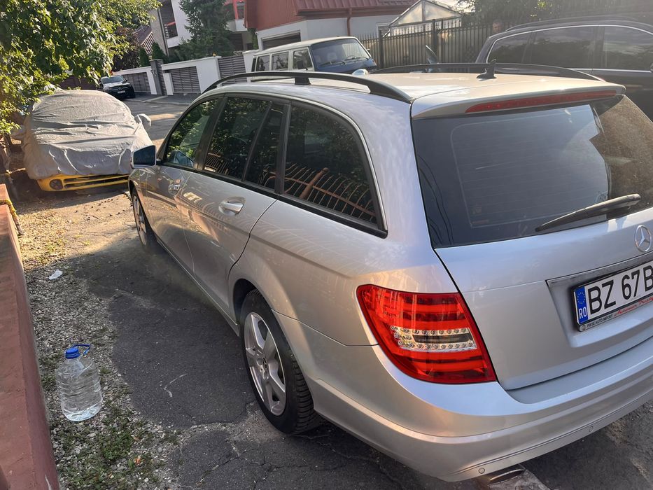 Mercedes-Benz C220 CDI BlueEFFICIENCY T-Modell – 170 CP – 2013