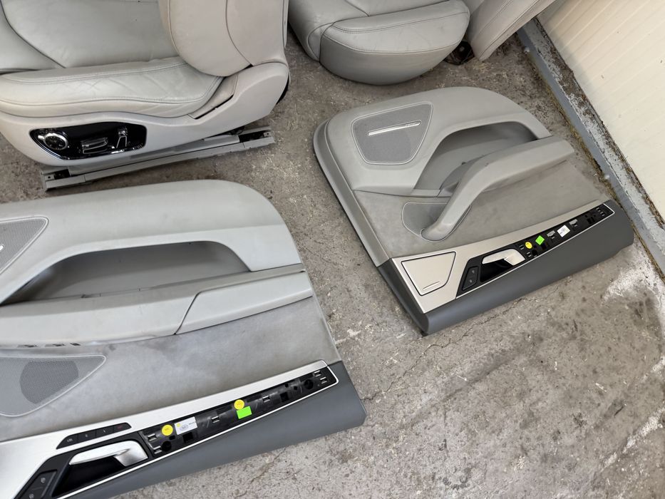 Кожен салон за Audi A8 D4, Ауди