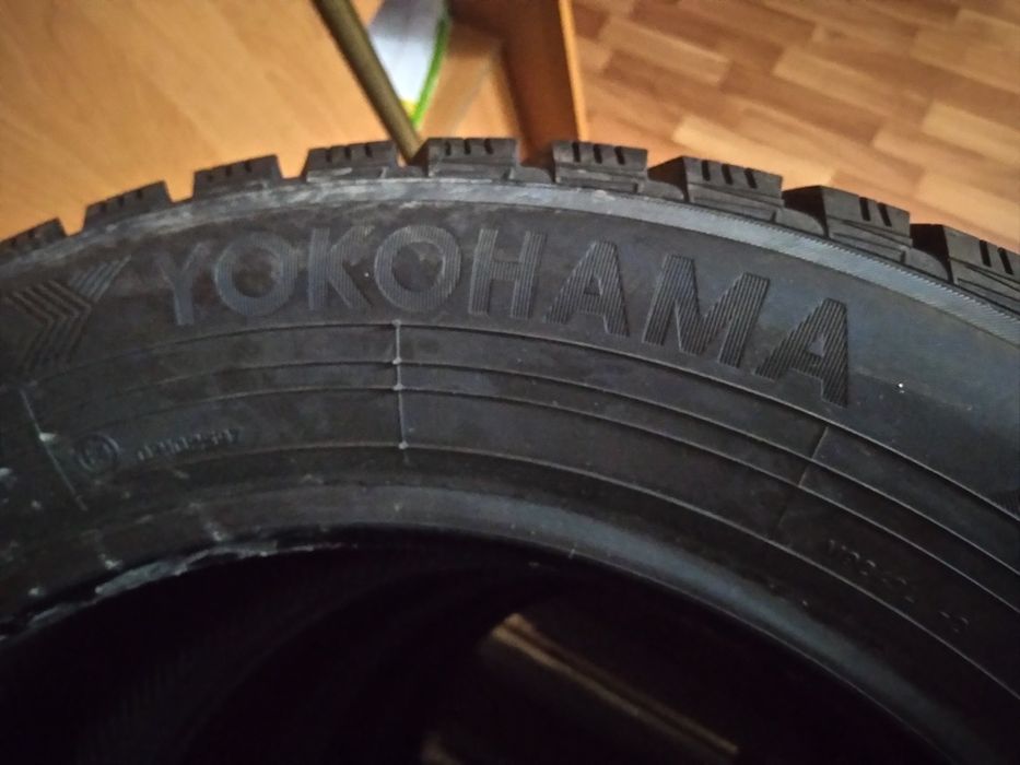Продам новые зимние покрышки