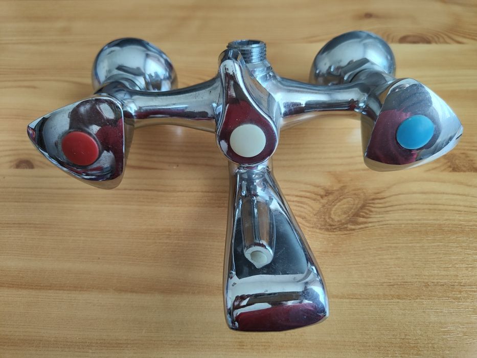 Baterii sanitare baie-bucatarie