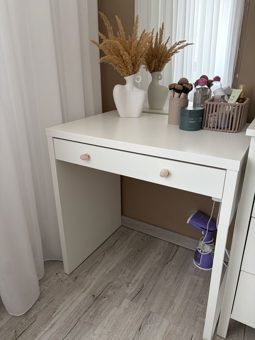 Masa si scaun machiaj