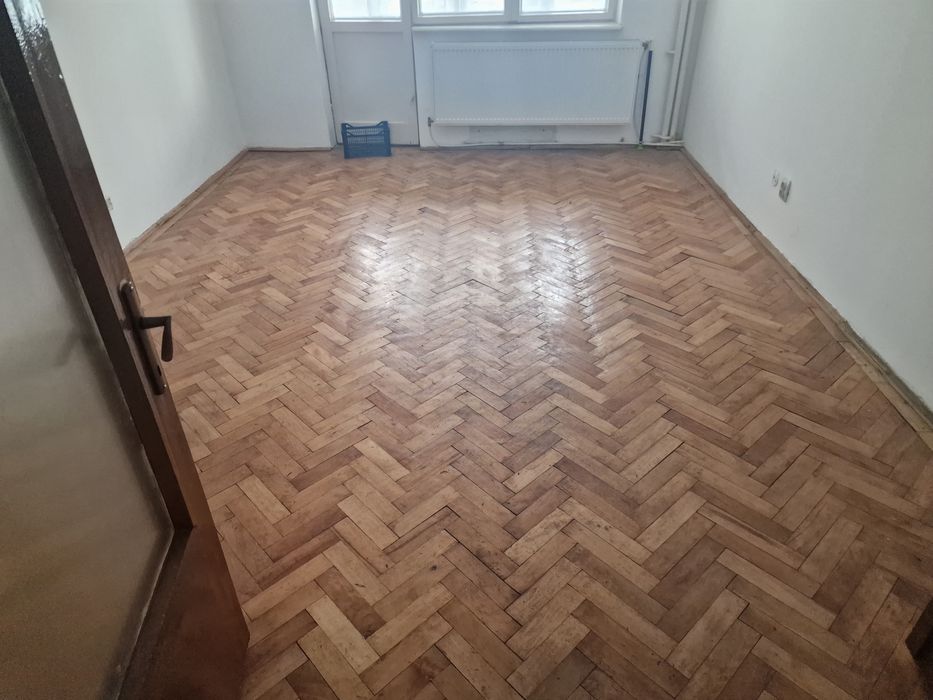 Ap 3 cam,80mp,balcon ,luminos,centrala termopane termoizolat