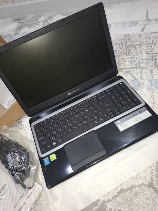 Продаётся ноутбук