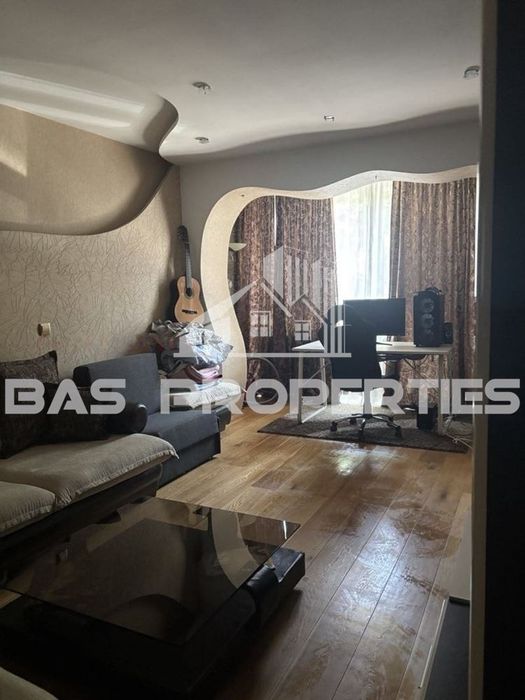 Продава се Двустаен апартамент в София, Слатина - 75 кв.м за 3294 €/кв.м - Снимка #1