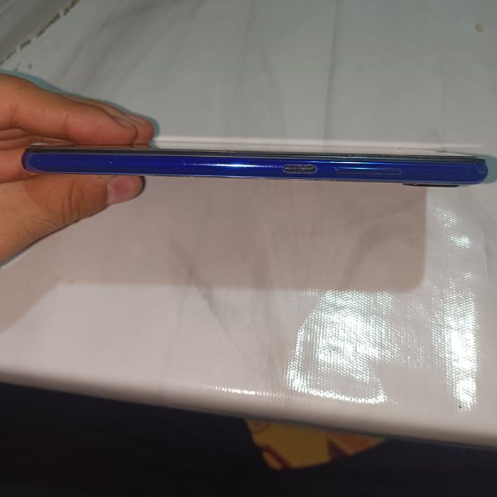 Продам телефон REDMI NOT 7