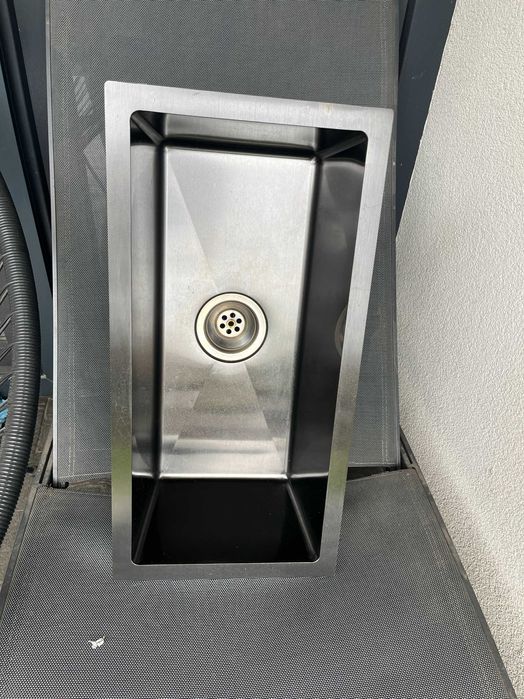 Chiuveta bucatarie lucrata manual vidaXL, otel inoxidabil, 60x30x20