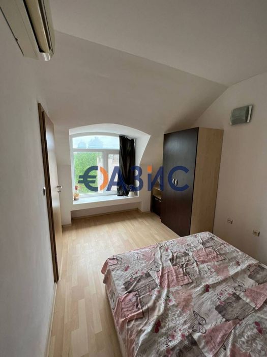 Продава се Двустаен апартамент в к.к. Слънчев бряг - 50 кв.м за 980 €/кв.м - Снимка #2