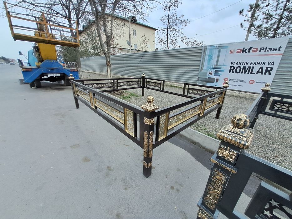 Тапчан, Сури,  Карт, на заказ