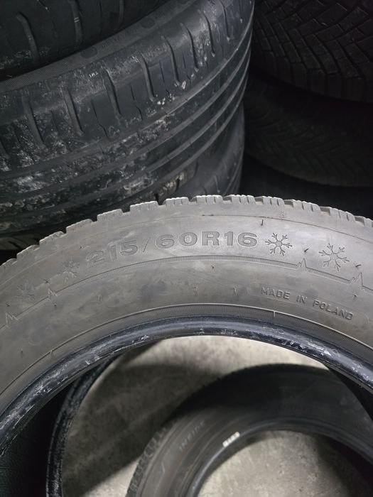 1 Брой Гума 215/60/16 Dunlop 5,5mm