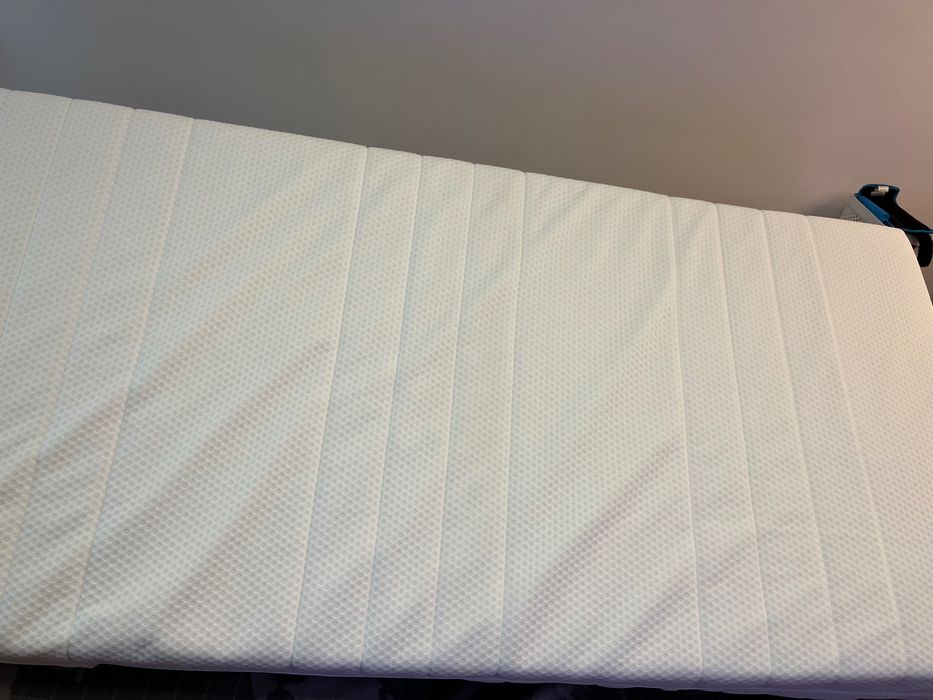 Vand saltea nou nouta, ÅKREHAMN, de la ikea