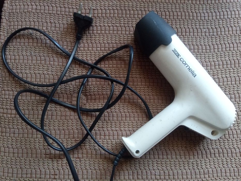 Сешоар CORNELIA бял