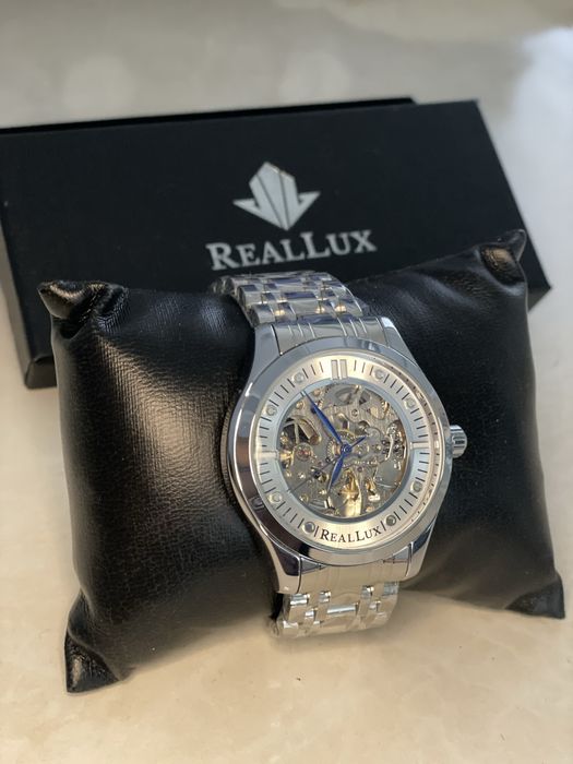 Наручные часы ( механические )