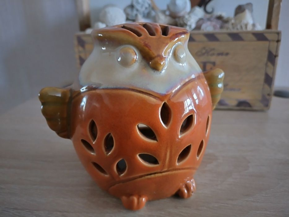 Керамична статуетка на бухалче от Испания