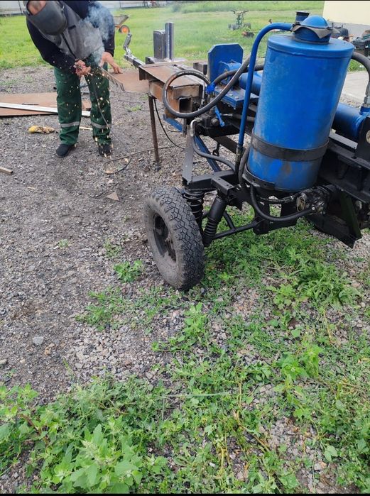 Продам дровакол.