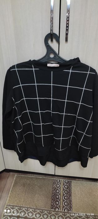 Одежда женская ,платья блузки