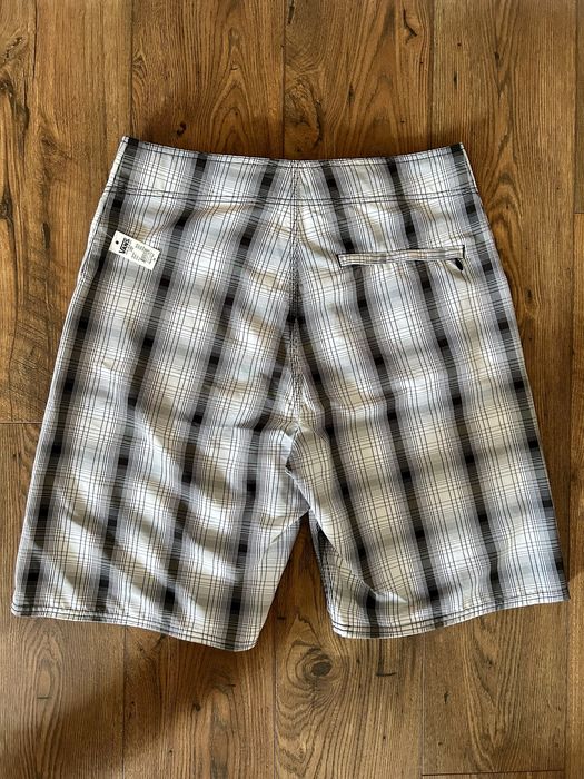 New! VANS Нови мъжки къси шорти L
