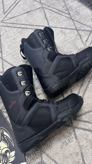 Продам сноубор 145