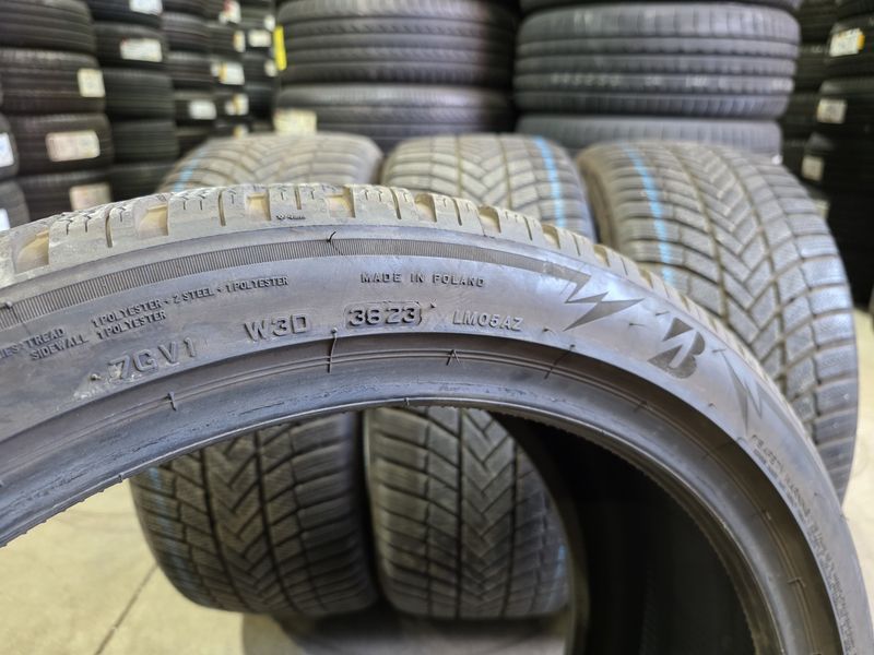 255/40/21 BRIDGESTONE 4бр