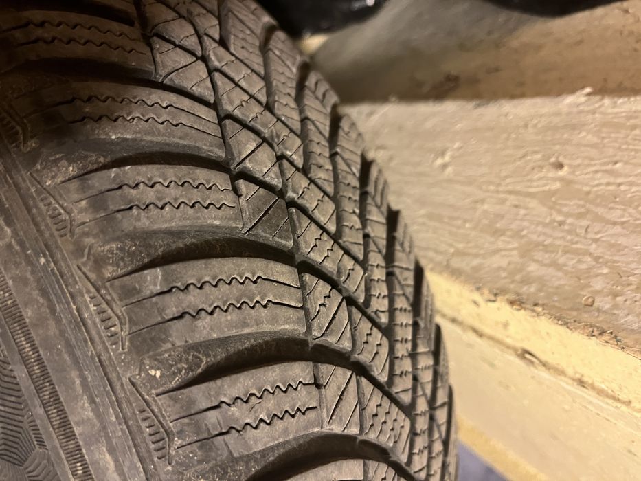 Jante Aluett R15 5x100 cu anvelope de iarnă noi