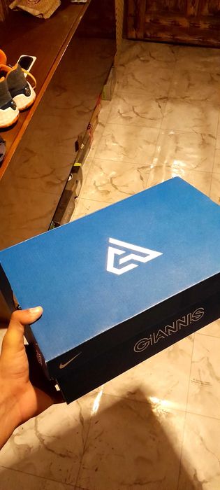 Баскетболни обувки giannis 2