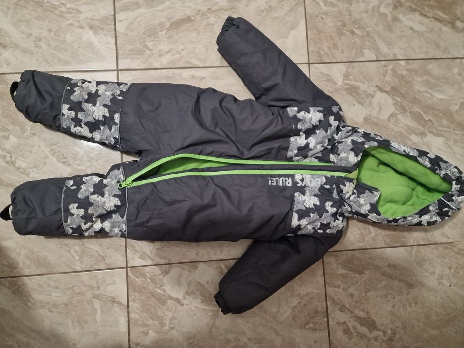 Combinezon bebe mărimea 80-92cm