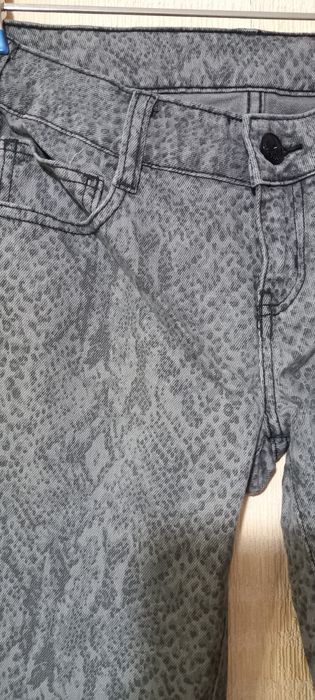 Женские брюки скини,