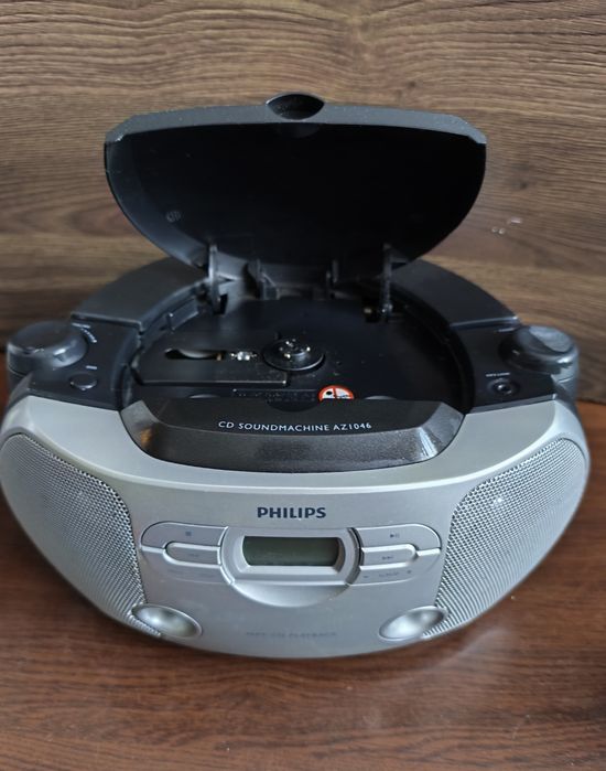 PHILIPS - CD / Радио