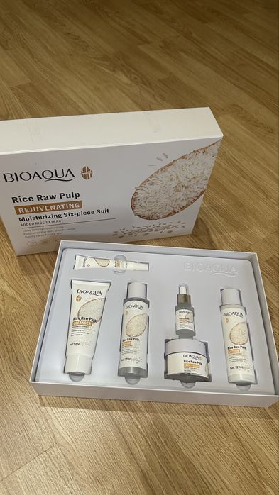 Набор уходовой косметики Bioaqua