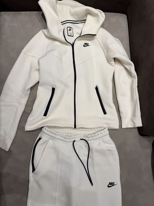 Анцуг Nike Tech Fleece