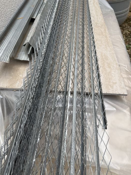 Coltare constructi exterior interior