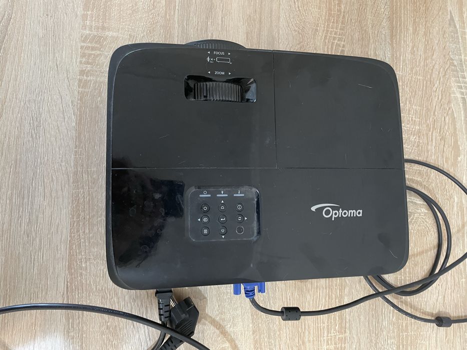 Продам проектор Optoma в отличном состоянии