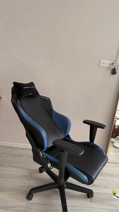 Кресло игровое Dxracer
