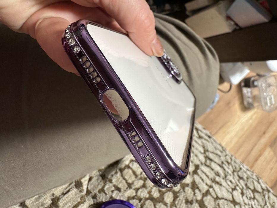 Гръб/ кейс и Държач за телефон и за подпиране в две посоки