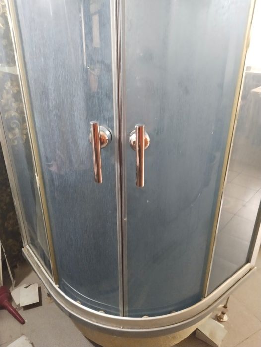 Продам душевую кабину