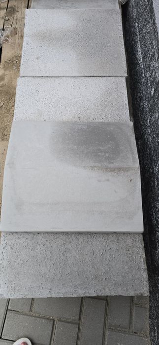 Capace de gard în 2 ape 50 x 50 x 5