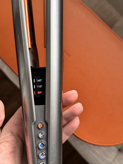 Dyson Airstrait 2024 г.